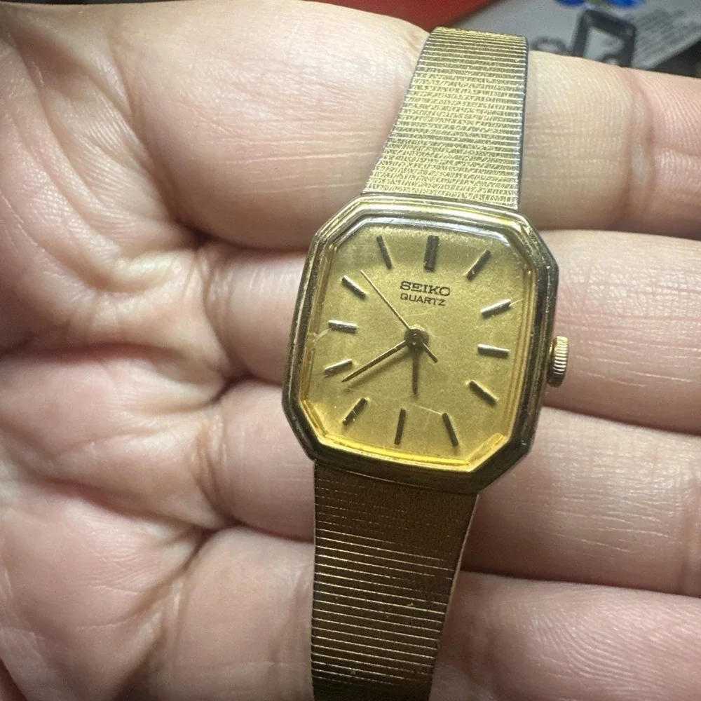 Works VTG SEIKO 1421-5619 Ladies Gold Tone Quartz Watch New Battery 18mm Fit 6.5